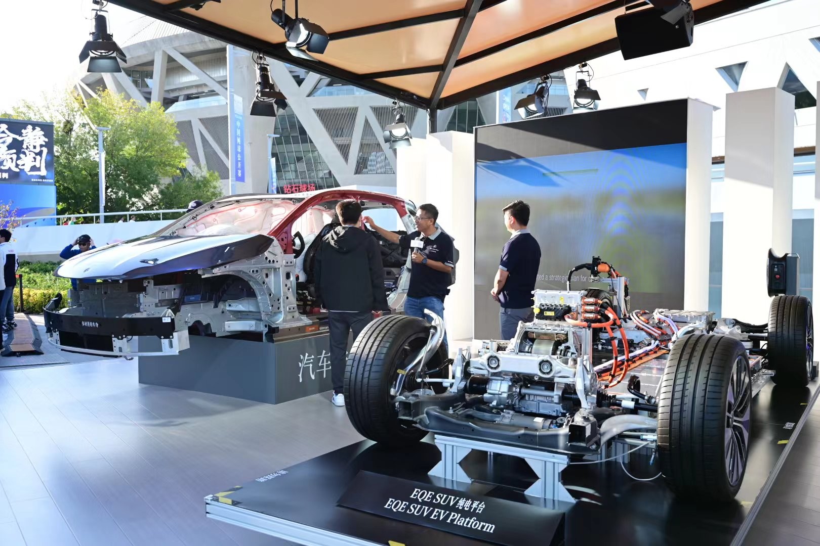 篮板拼抢是 篮板拼抢是