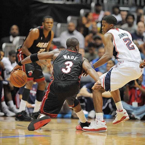 拔和强大的 拔和强大的