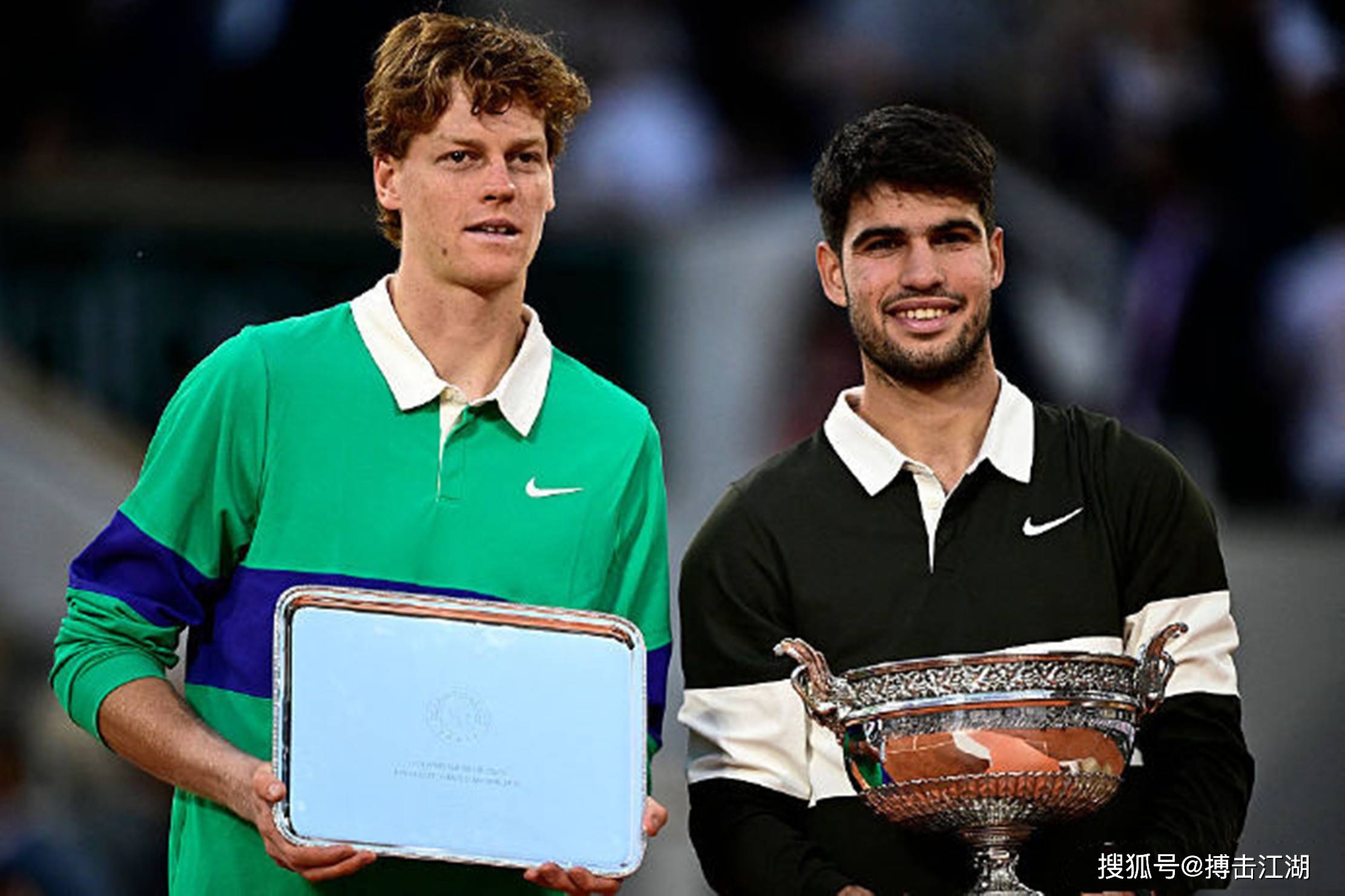 在清理球员 在清理球员